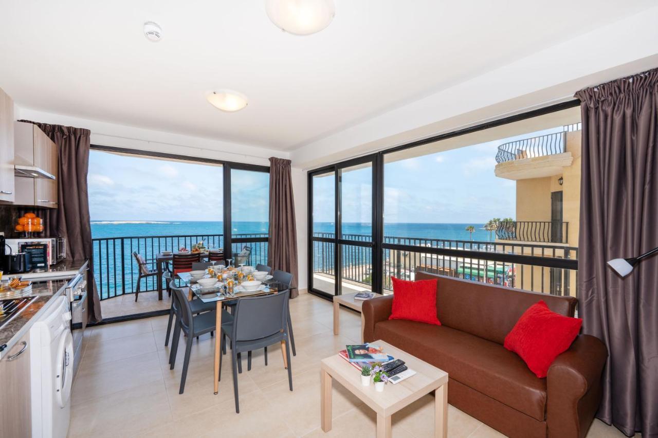 Islet Promenade Seafront Apartment With Large Corner Terrace By Getawaysmalta St. Paul's Bay Dış mekan fotoğraf