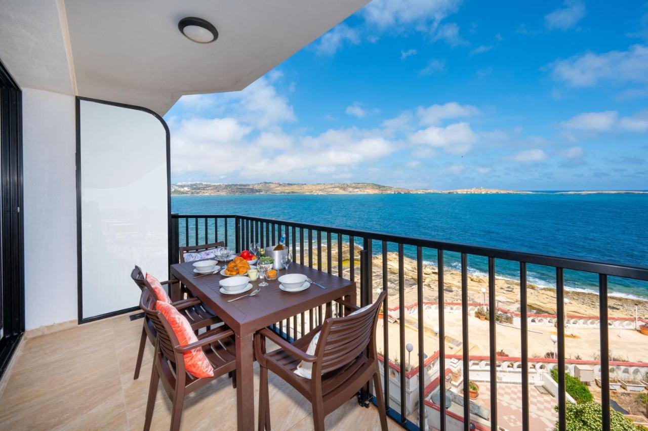 Islet Promenade Seafront Apartment With Large Corner Terrace By Getawaysmalta St. Paul's Bay Dış mekan fotoğraf
