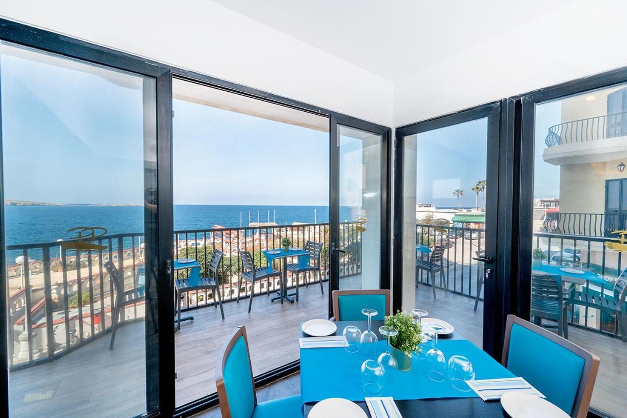 Islet Promenade Seafront Apartment With Large Corner Terrace By Getawaysmalta St. Paul's Bay Dış mekan fotoğraf
